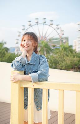 巜被部长玩弄的人妻