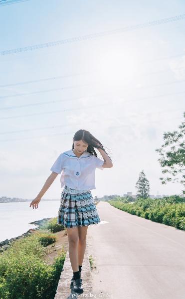 欧美黑吊大战白妞欧美大片