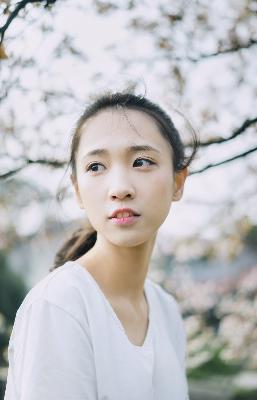 少女第一次第1集在线观看