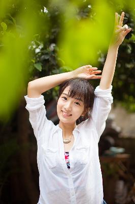 农村老女人PK视频的背景故事