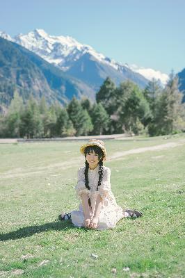 女人脱了裤衩让男人捅