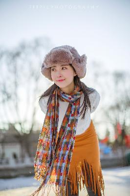吃奶呻吟打开双腿做受动态图