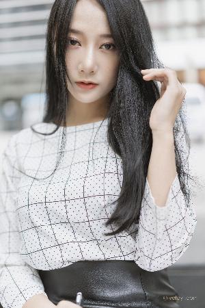年轻善良的少妇
