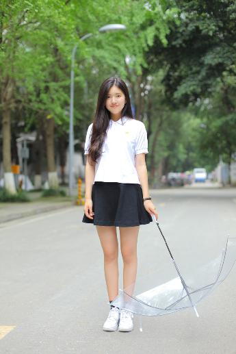 年轻善良的少妇