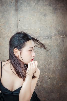 美女在线观看免费高清电视剧