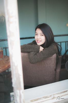 男女黄床上色视频免费的小说