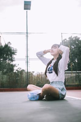 娇妻裸体交换俱乐部61
