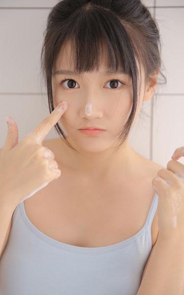 诱人的大乳奶3做爰