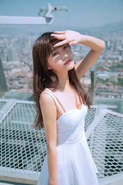 色情版巜劳拉性放荡ID剧情