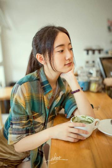 亚洲AV色香蕉一区二区三区