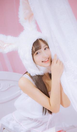 男女黄床上色视频免费的小说